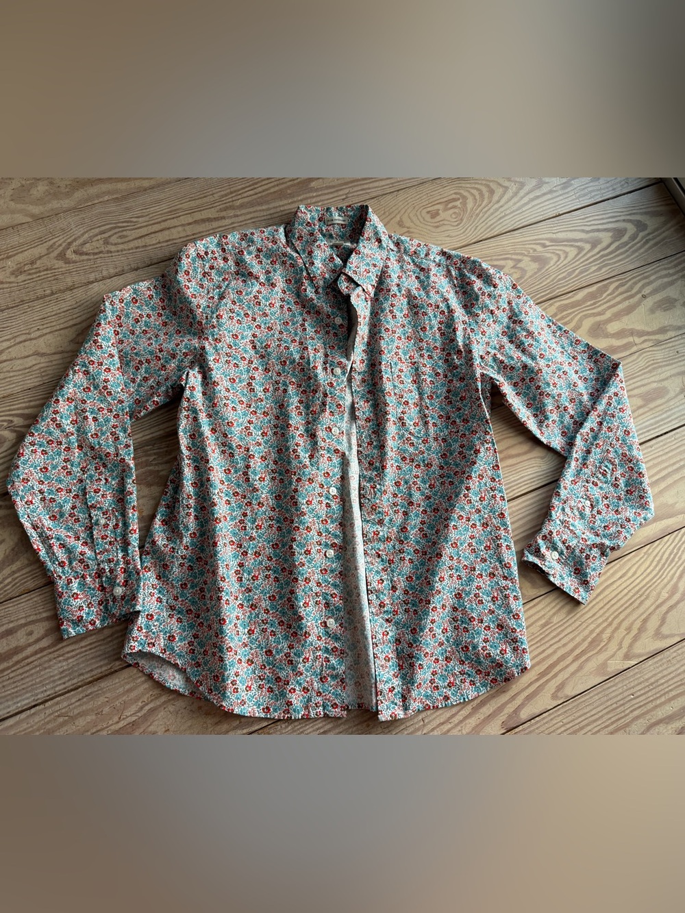 J.Crew Secret Wash Slim Untucked Floral Shirt - Medium Short size m petite
